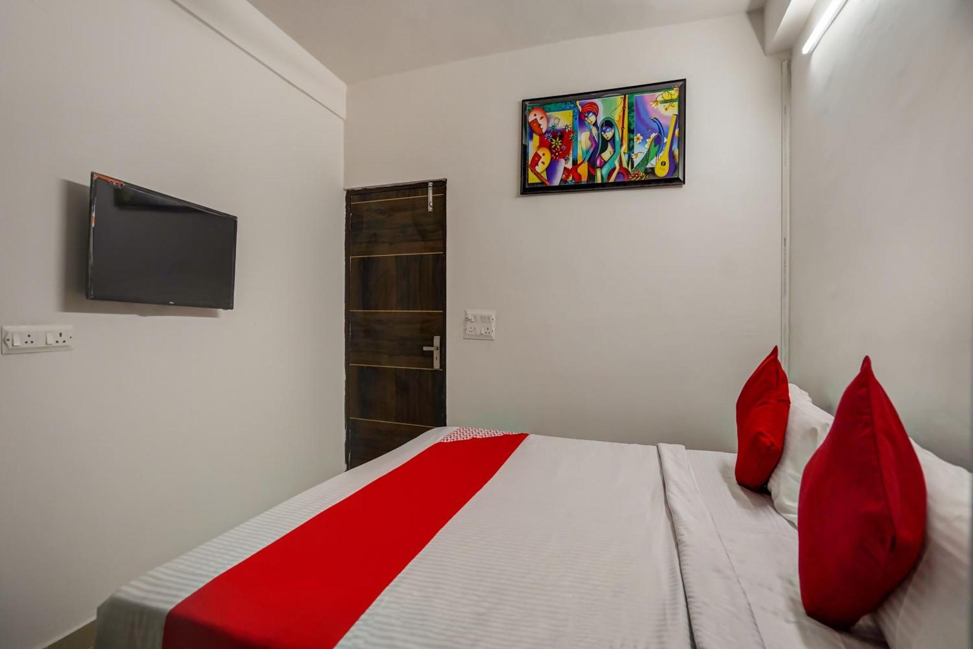 Oyo Flagship 75287 Pubg Residency Hotell New Delhi Exteriör bild