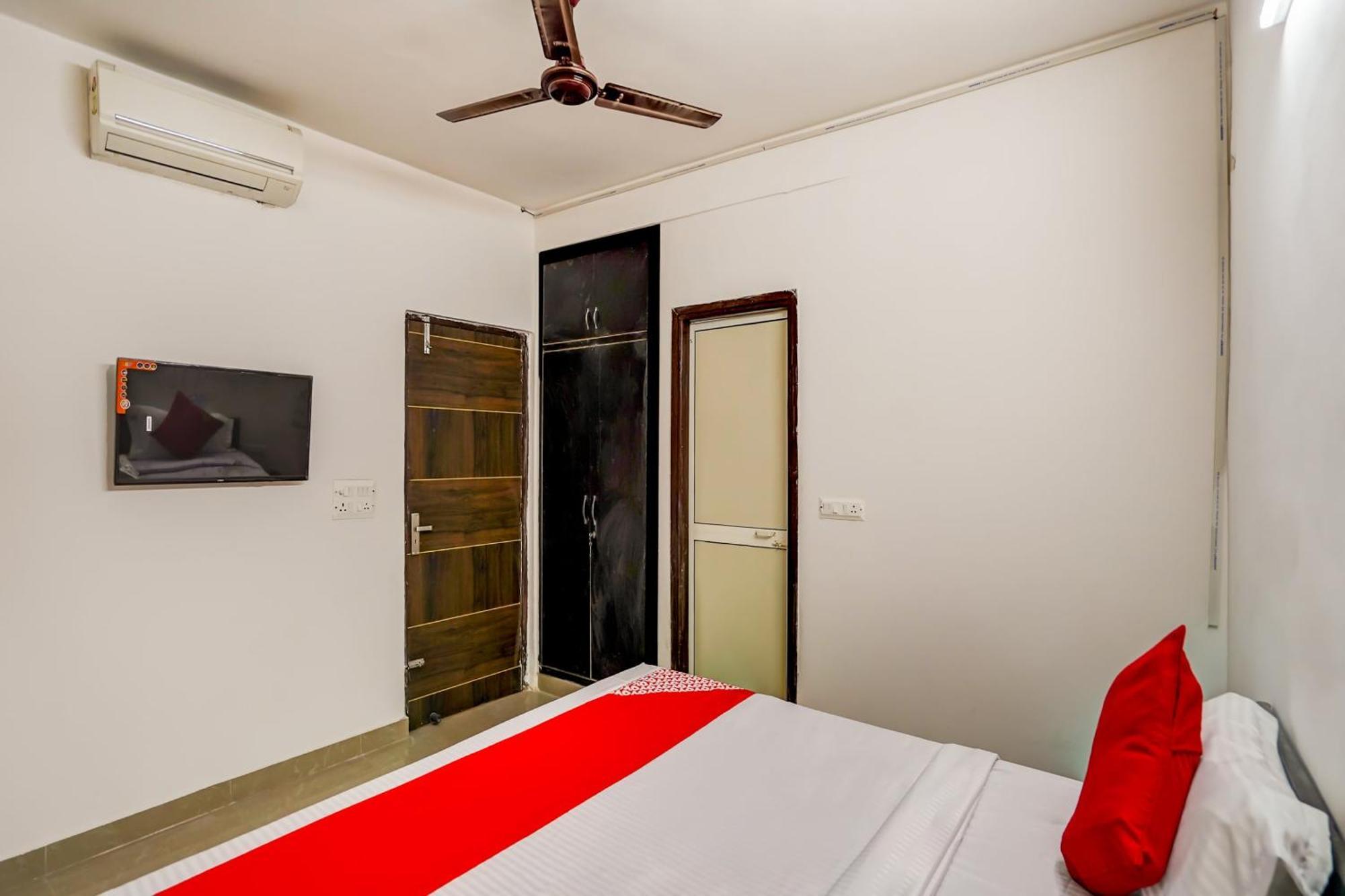 Oyo Flagship 75287 Pubg Residency Hotell New Delhi Exteriör bild